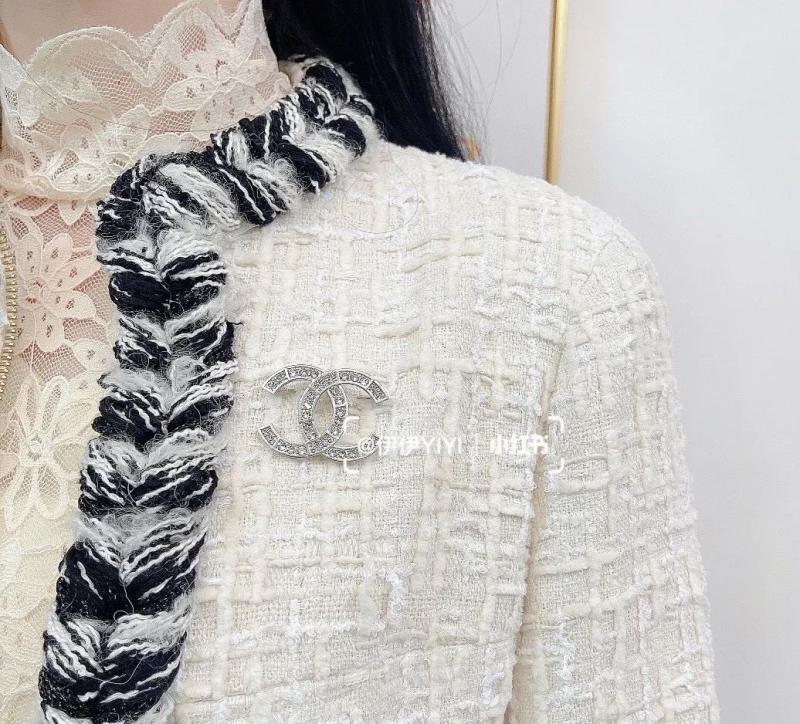 Ch**el brooches